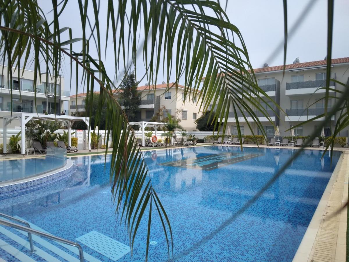 Sweet Retreat Apartman Paralímni Kültér fotó