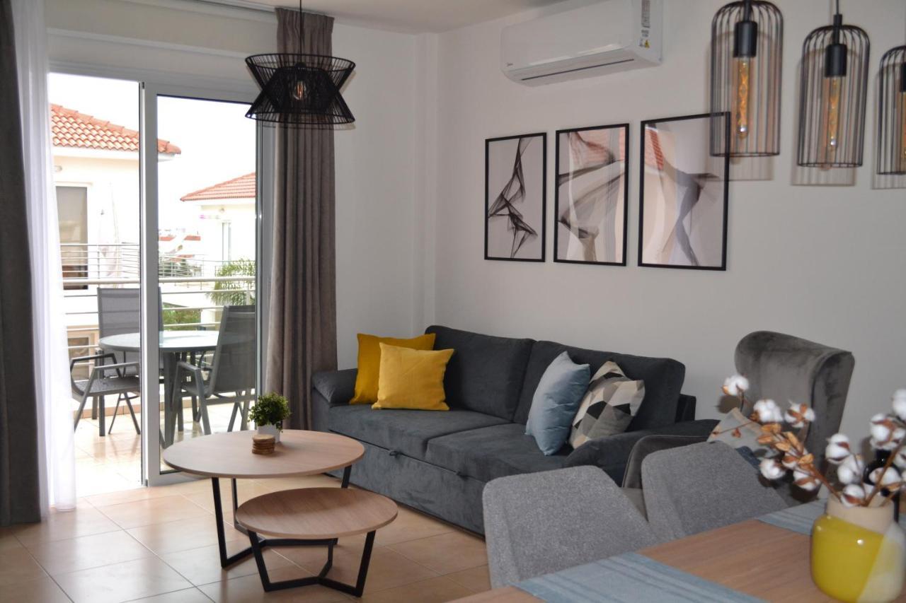 Sweet Retreat Apartman Paralímni Kültér fotó